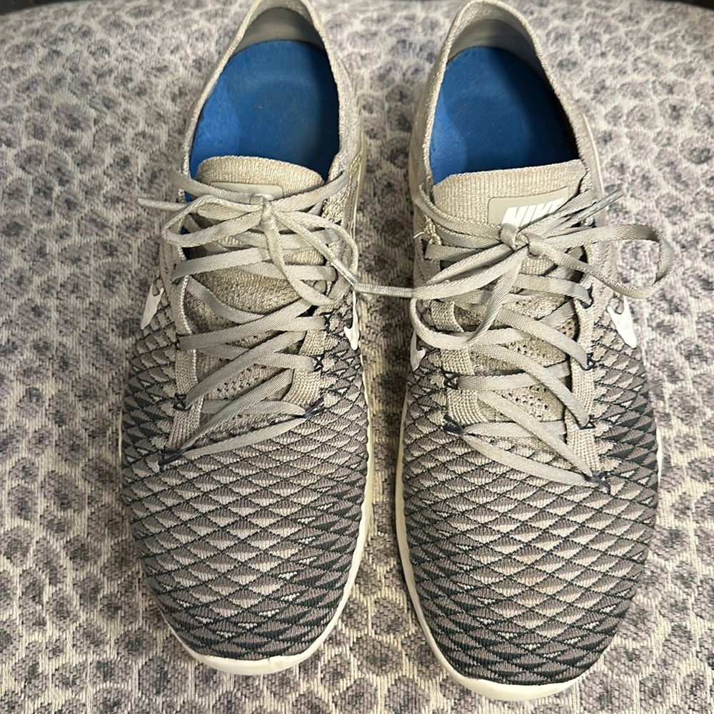Nike Free Flyknit Training Shoes Grey Size 8.5 EUC